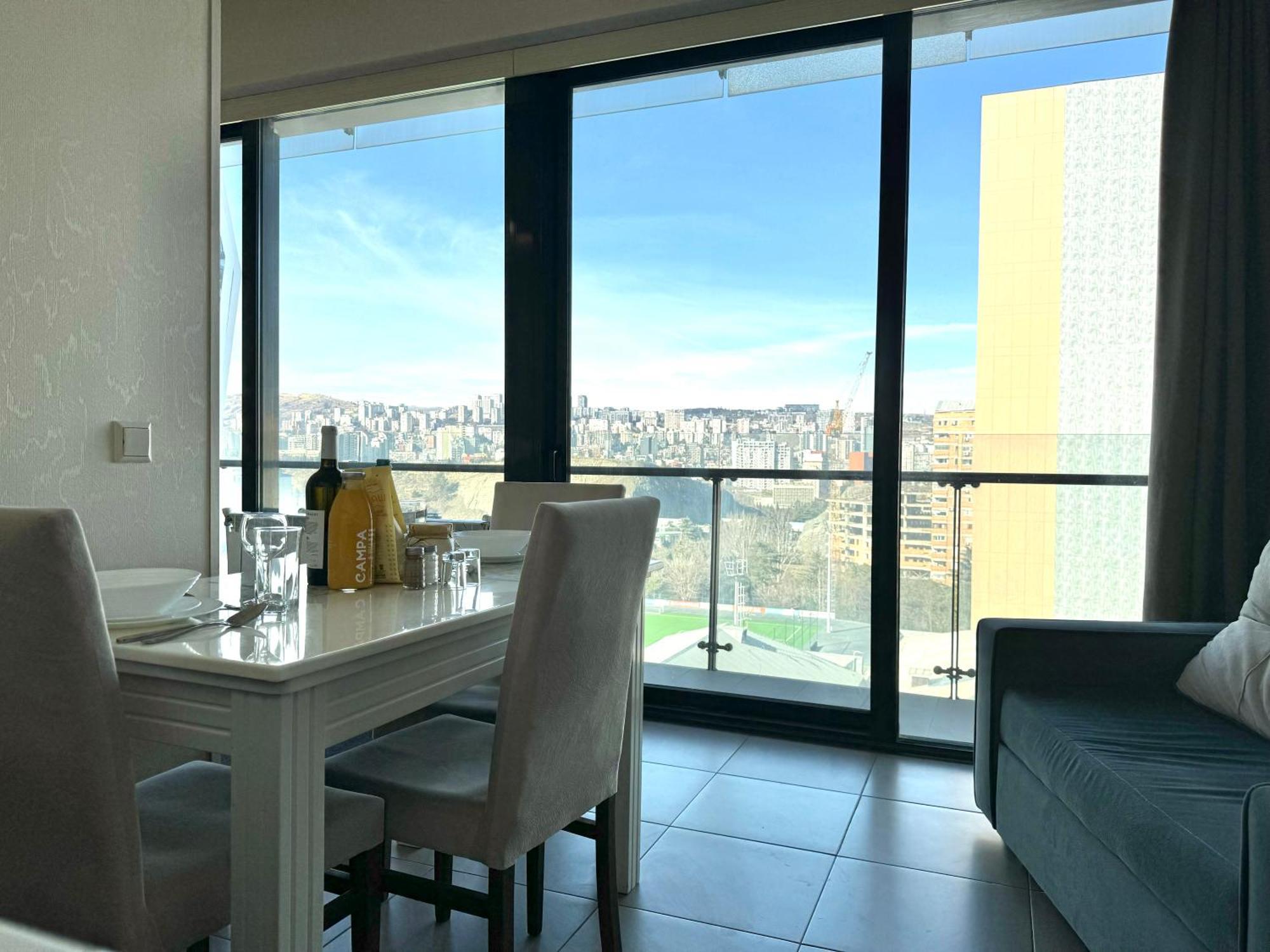 Full Comfort Apartment At Chavchavadze Τυφλίδα Εξωτερικό φωτογραφία