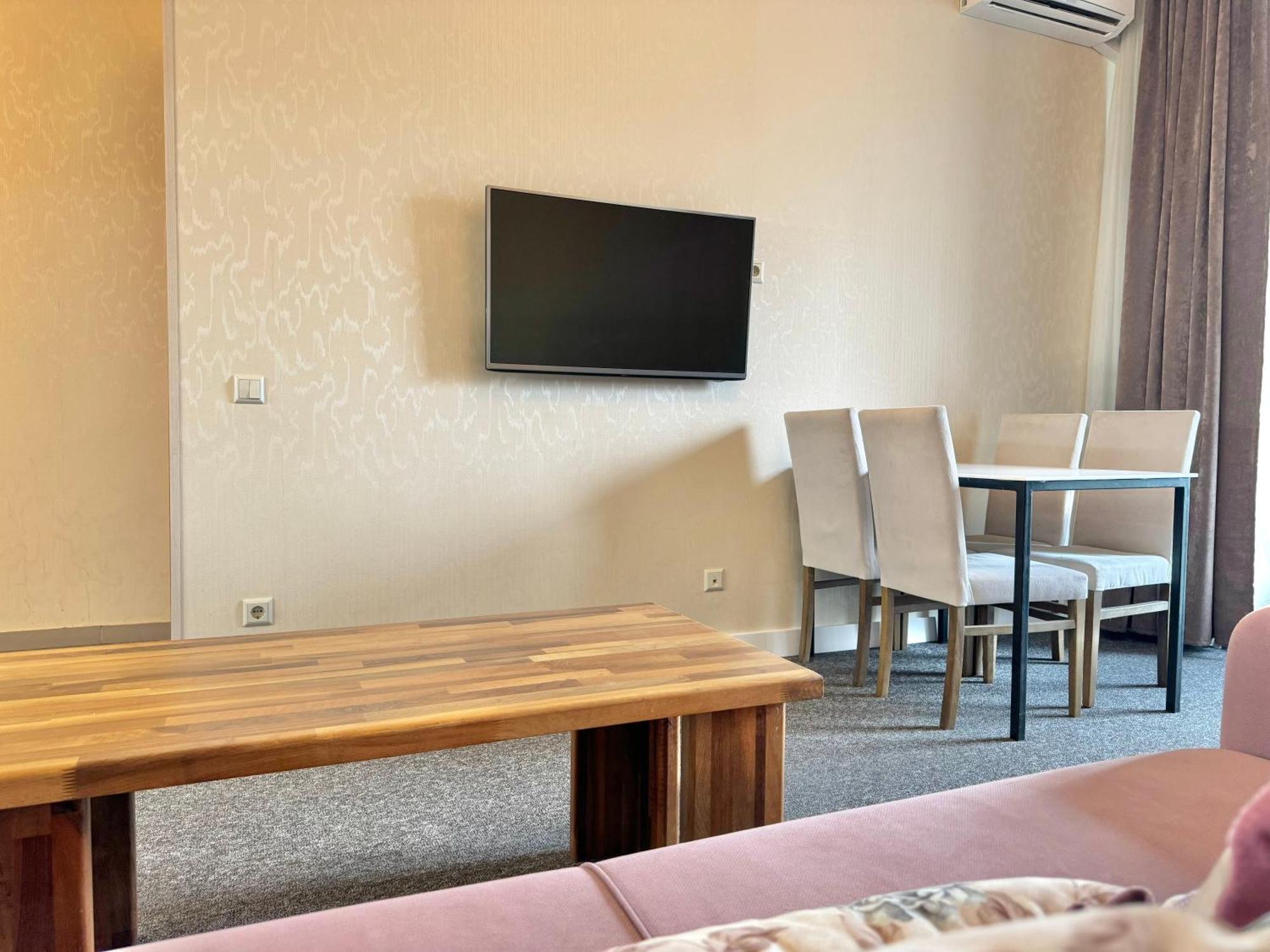 Full Comfort Apartment At Chavchavadze Τυφλίδα Εξωτερικό φωτογραφία